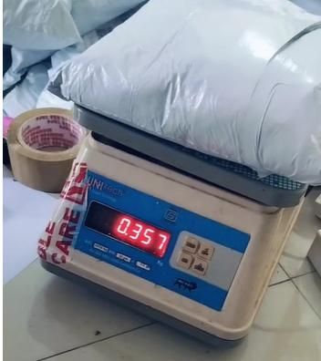 Saree Cover - Solid Non Woven Saree Cover for Wardrobe (Pack of 6)